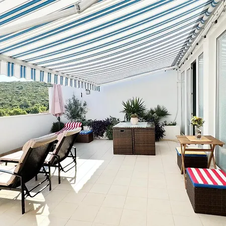 Apartman Attico 